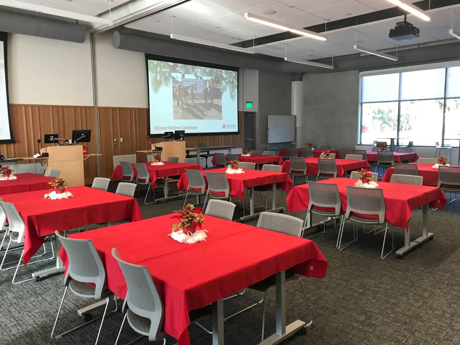 Decorated tables and centerpieces in Harmony Campus community room